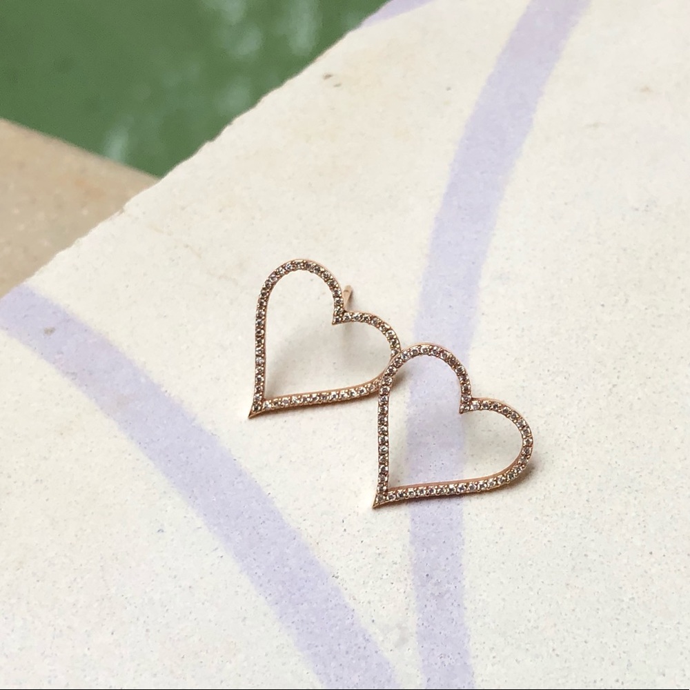 14K Gold Large “Pave Diamond Carried Heart” Studs